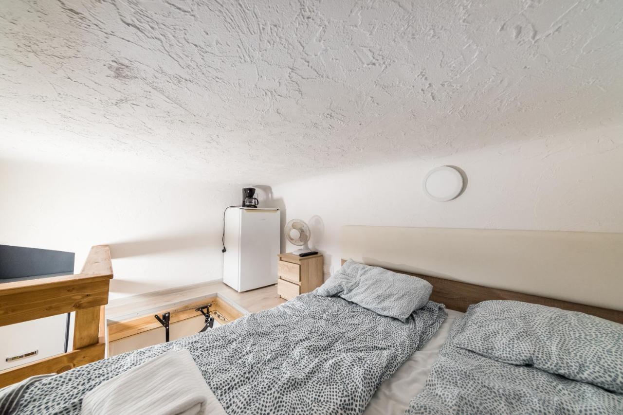 Micro Apartments 2,5 Qm - Najmniejsze Apartamenty Swiata 2,5 Mkw Krakow Bagian luar foto