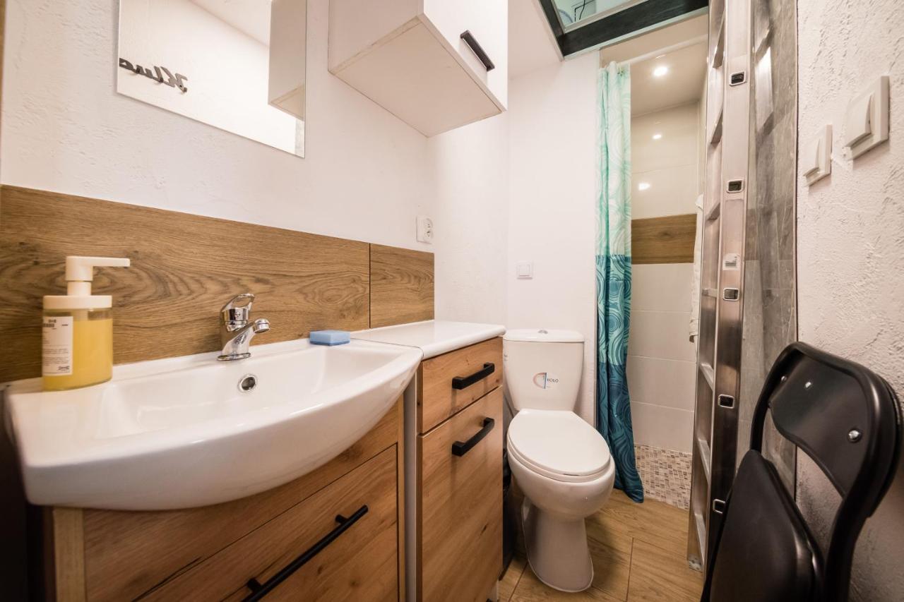 Micro Apartments 2,5 Qm - Najmniejsze Apartamenty Swiata 2,5 Mkw Krakow Bagian luar foto