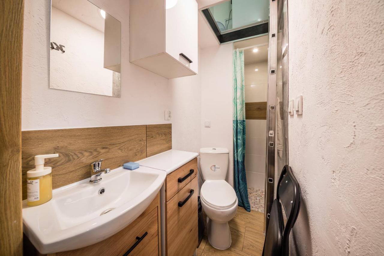 Micro Apartments 2,5 Qm - Najmniejsze Apartamenty Swiata 2,5 Mkw Krakow Bagian luar foto