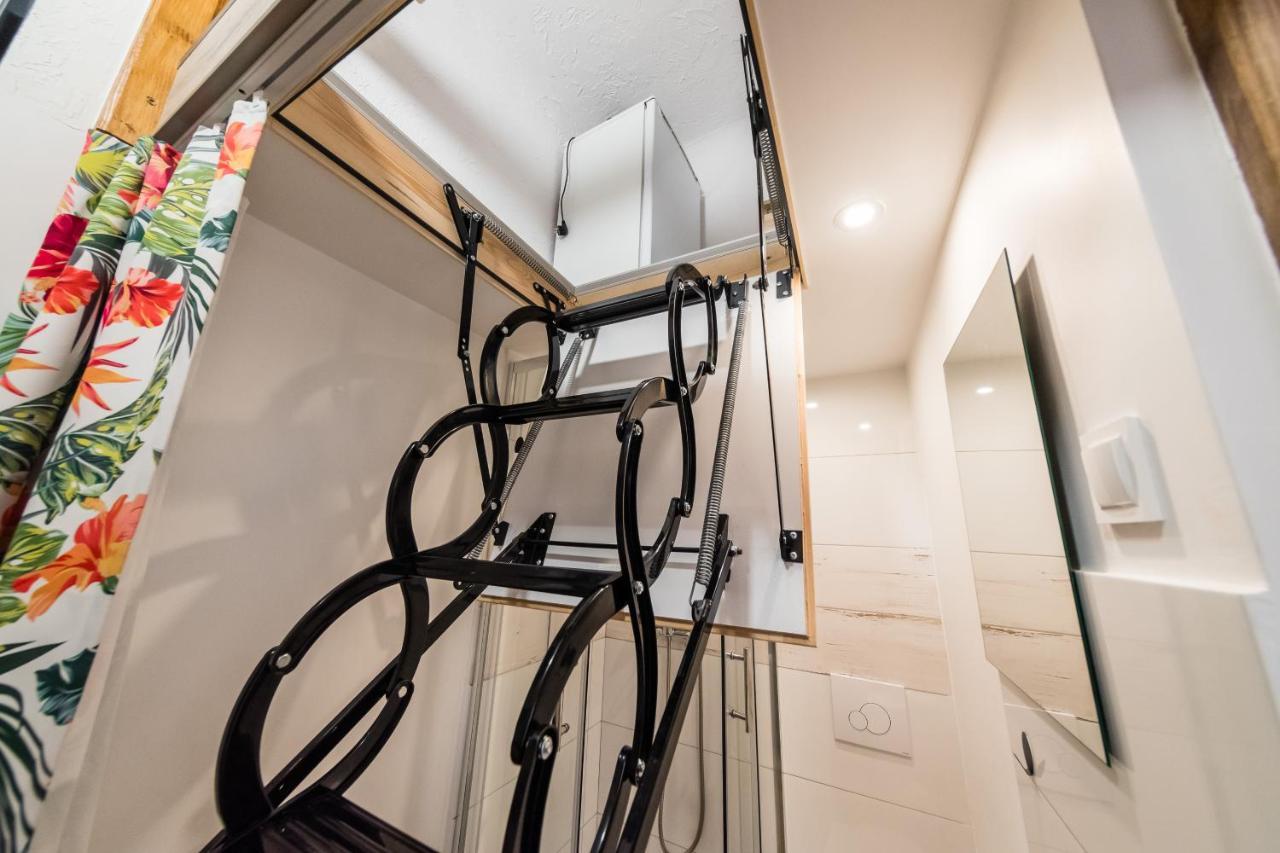Micro Apartments 2,5 Qm - Najmniejsze Apartamenty Swiata 2,5 Mkw Krakow Bagian luar foto