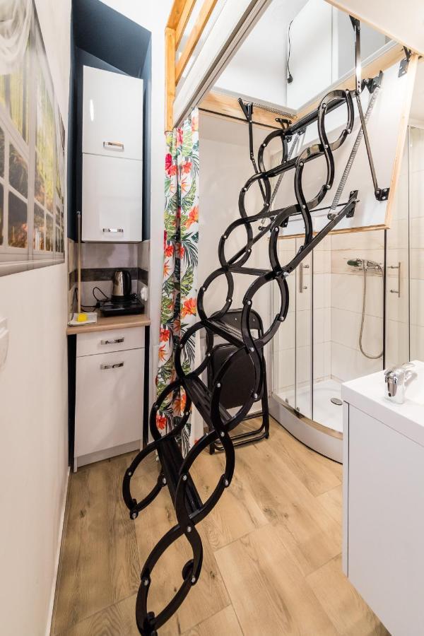 Micro Apartments 2,5 Qm - Najmniejsze Apartamenty Swiata 2,5 Mkw Krakow Bagian luar foto